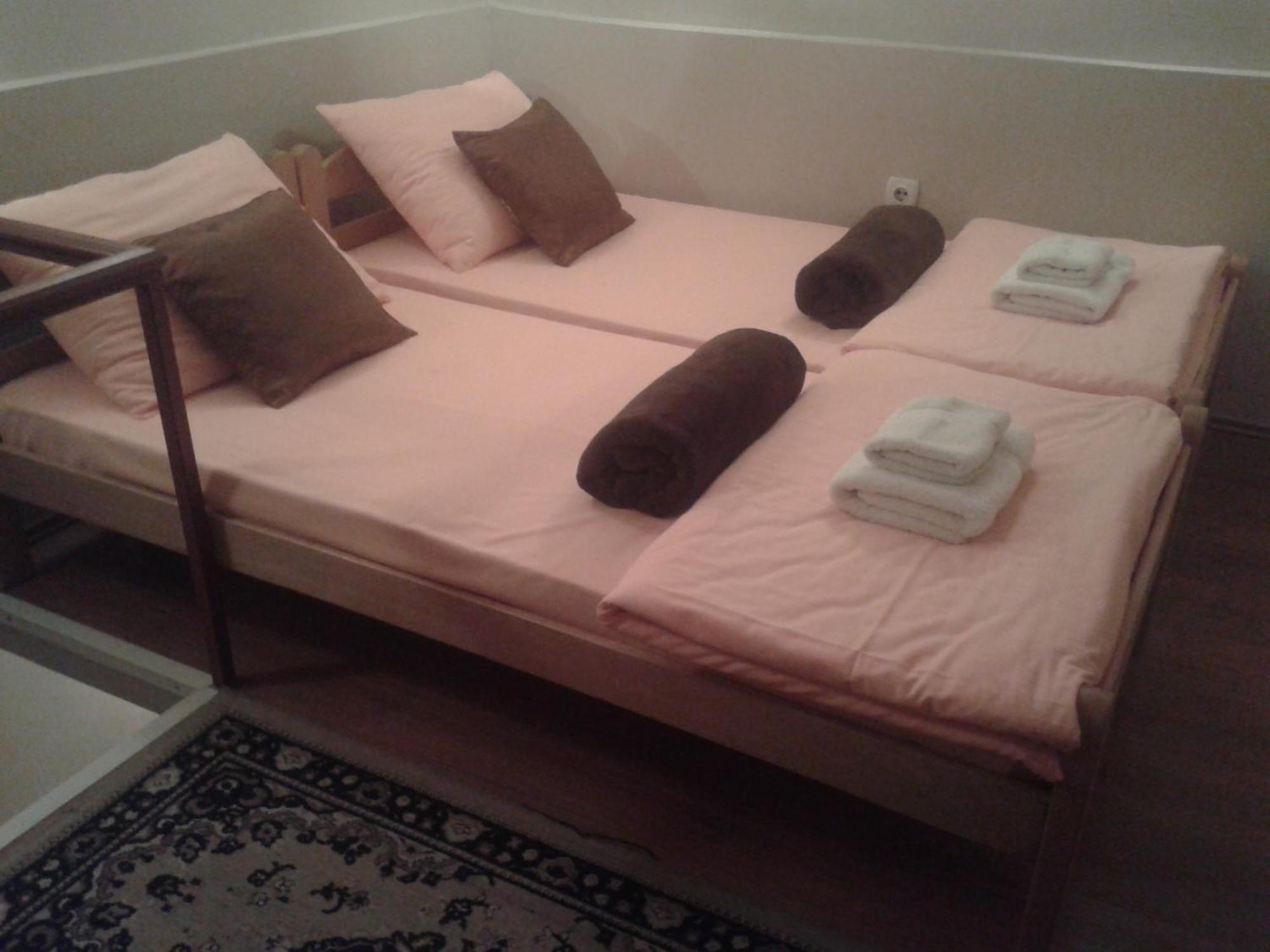 Apartments Skadarlija Белград Номер фото