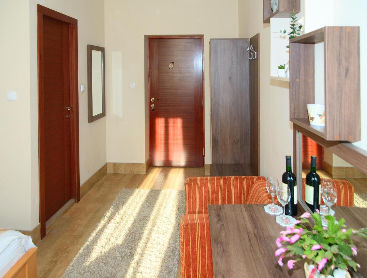 Apartments Skadarlija Белград Экстерьер фото